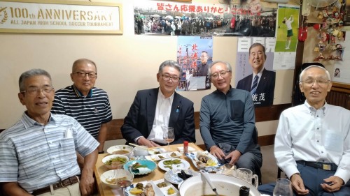 クマ鍋を食べて元気になる