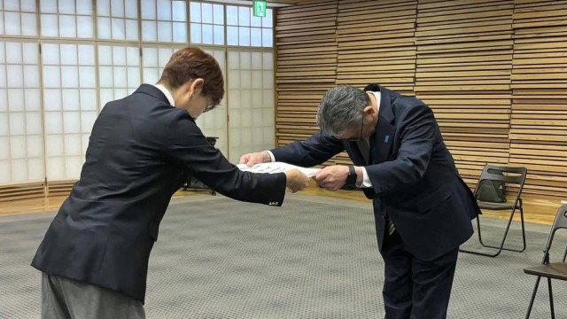 当選証書付与式 当選証書付与式