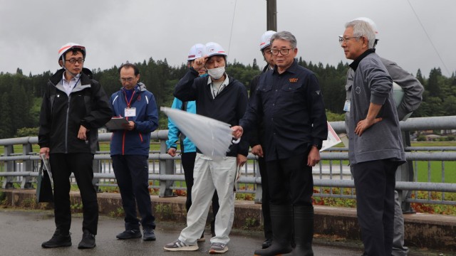 太平川河川改修と秋田港アクセス道路事業の視察